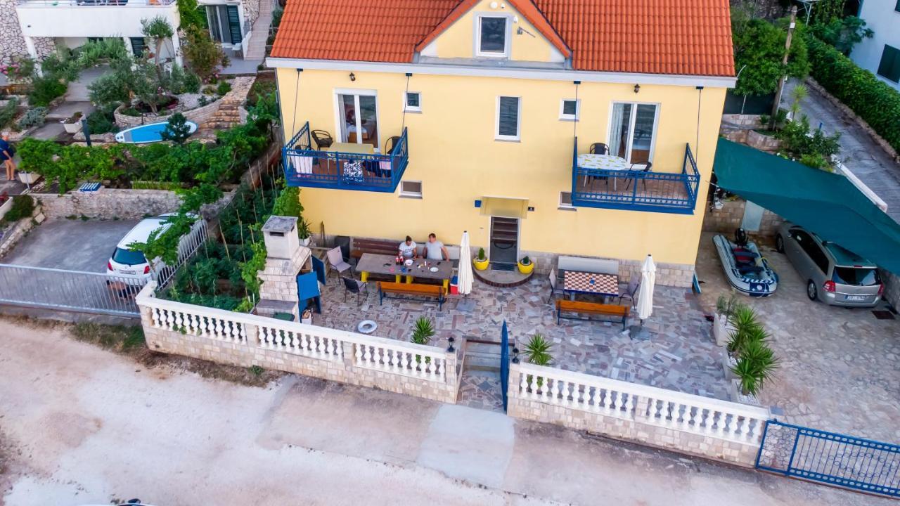 Planikovica Apartments Trogir Exterior photo